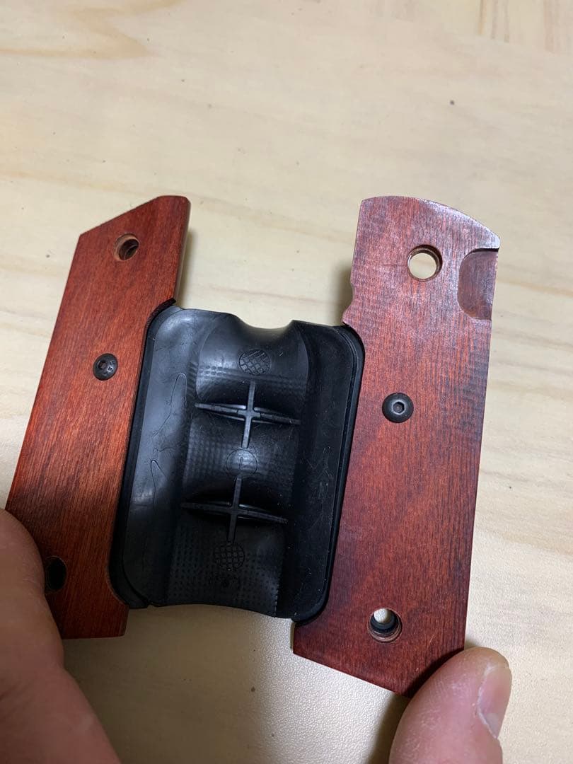 美品　パックマイヤー木製 ラバーグリップ M1911A1 コルト ガバメント