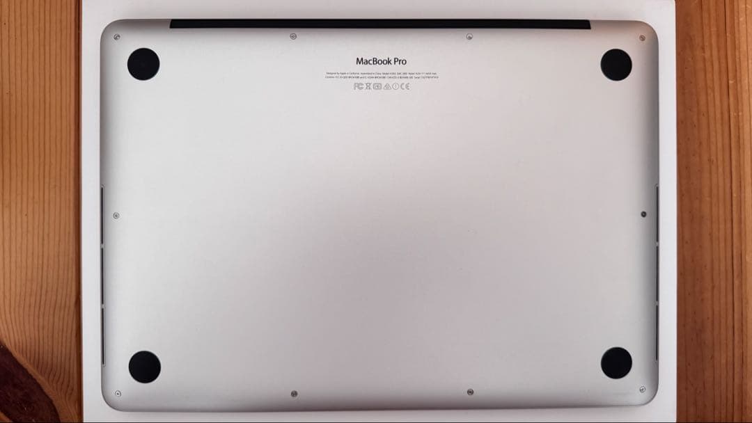 MacBook Pro (Retina 13-inch、Early 2015)