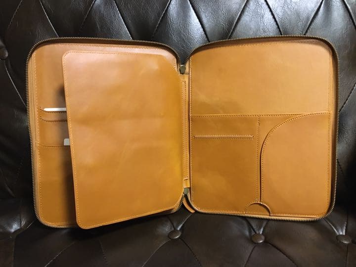 【新品未使用】MINI クラッチバッグ（セカンドバッグ）