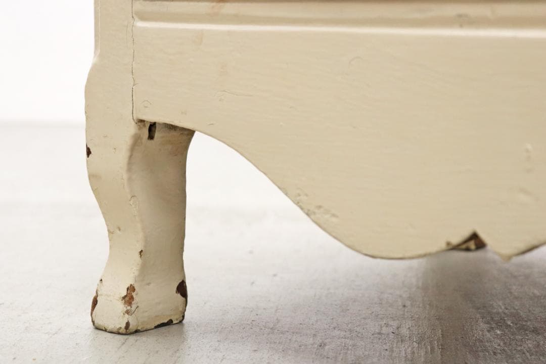 ヴィンテージ ホワイト ペイント クラシカル サイドボード キャビネット 収納