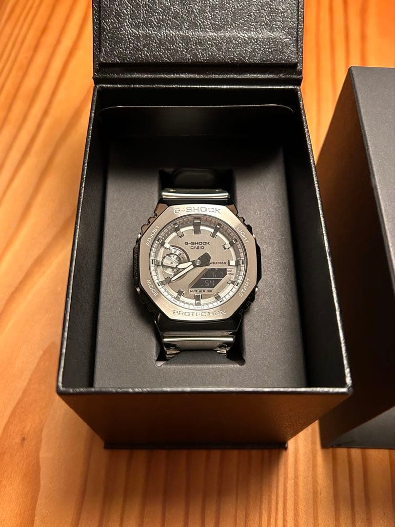 CASIO G-SHOCK GM-2100YM-8AJF シルバー