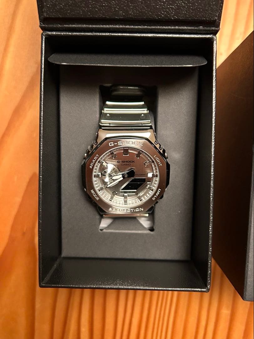 CASIO G-SHOCK GM-2100YM-8AJF シルバー