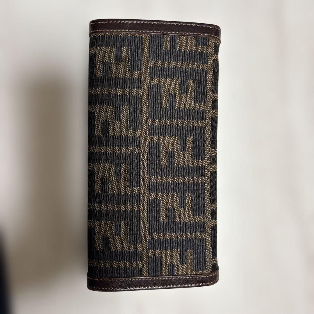 FENDI 長財布　美品