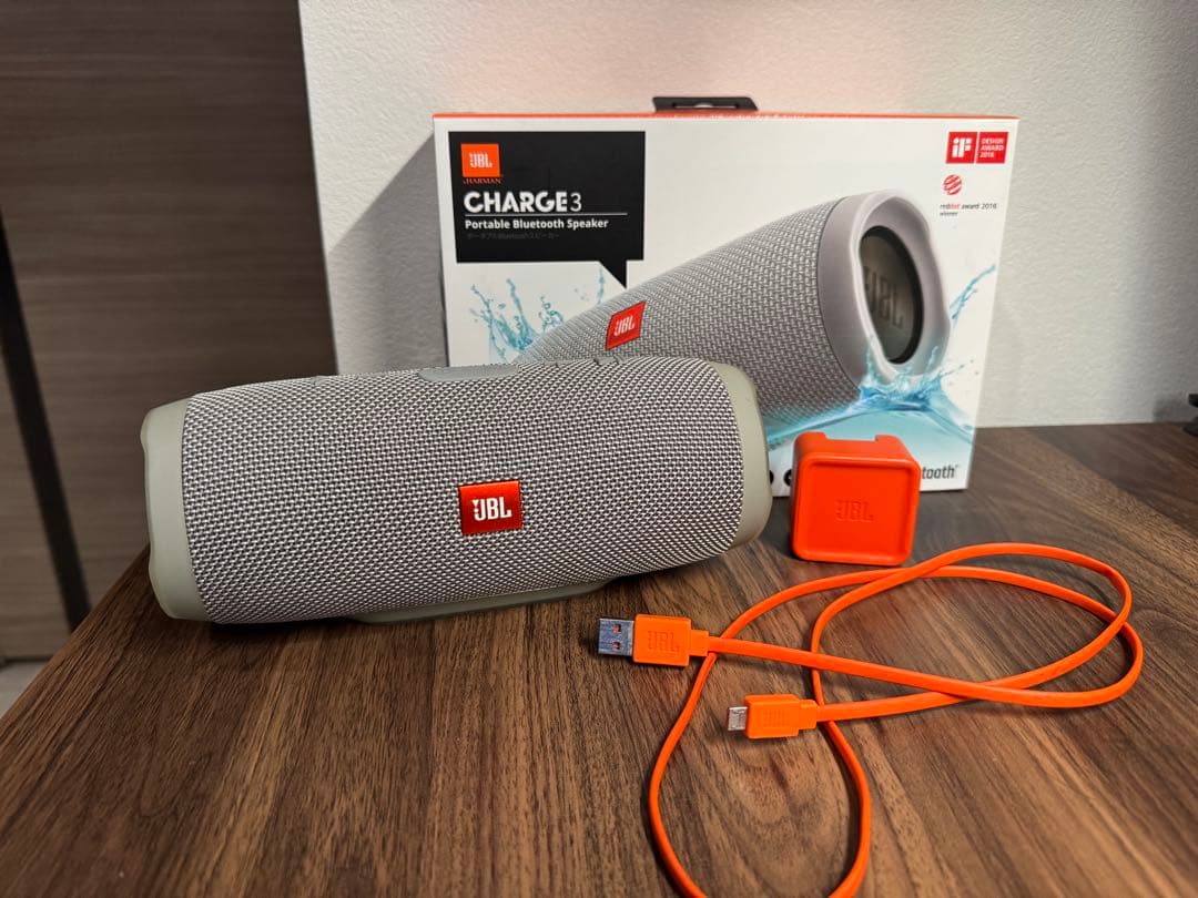 JBL Charge3 箱付き