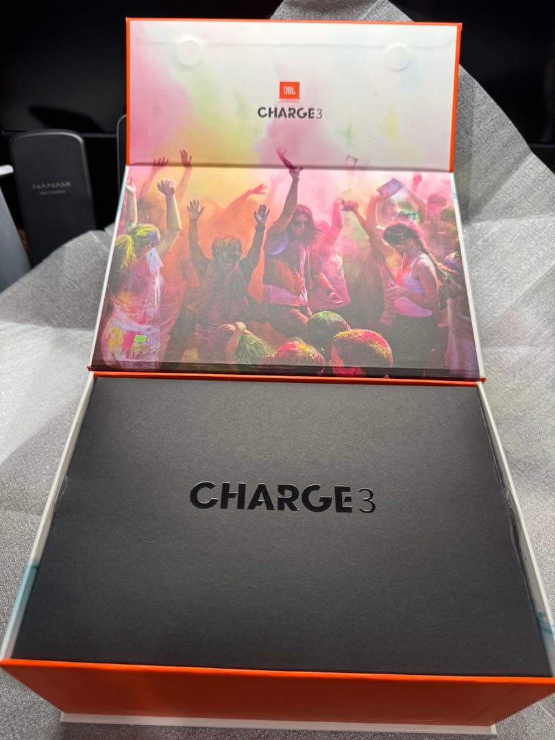 JBL Charge3 箱付き