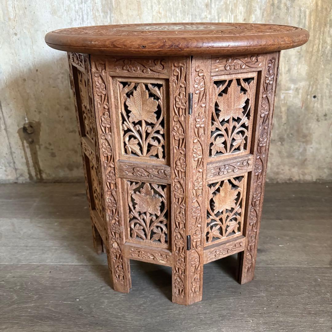 シーシャムウッド　彫刻テーブル　サイドテーブル　インド製　ヴィンテージ　①