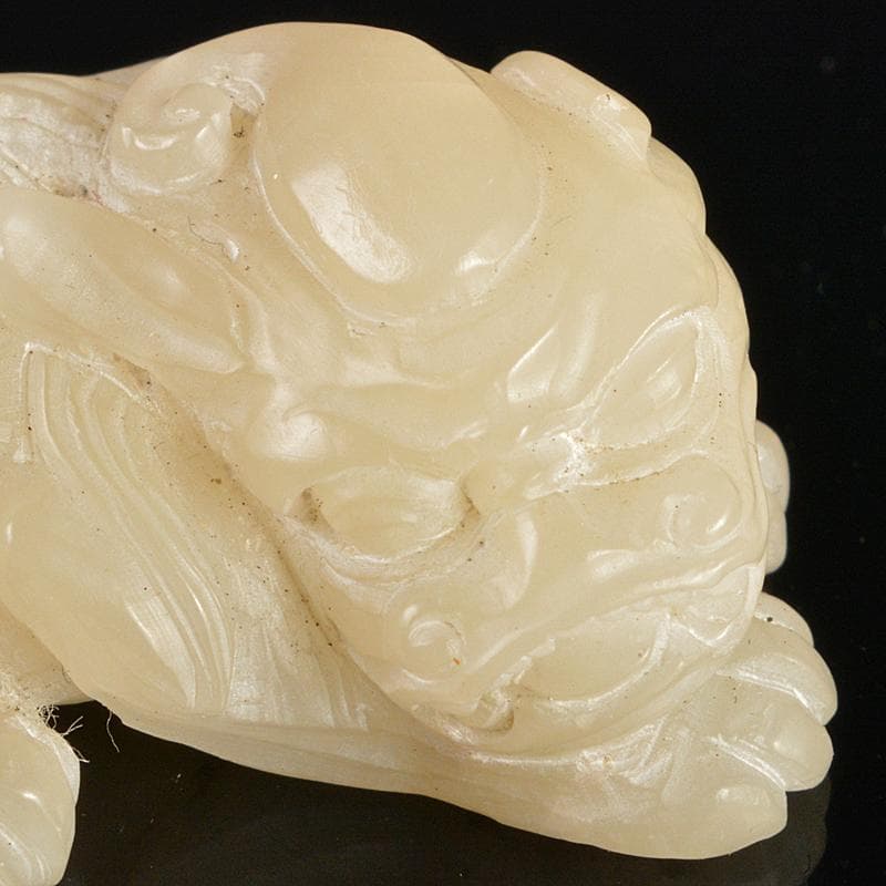 中国　玉石白玉彫刻　獅子　紙鎮　置物　C　R5388