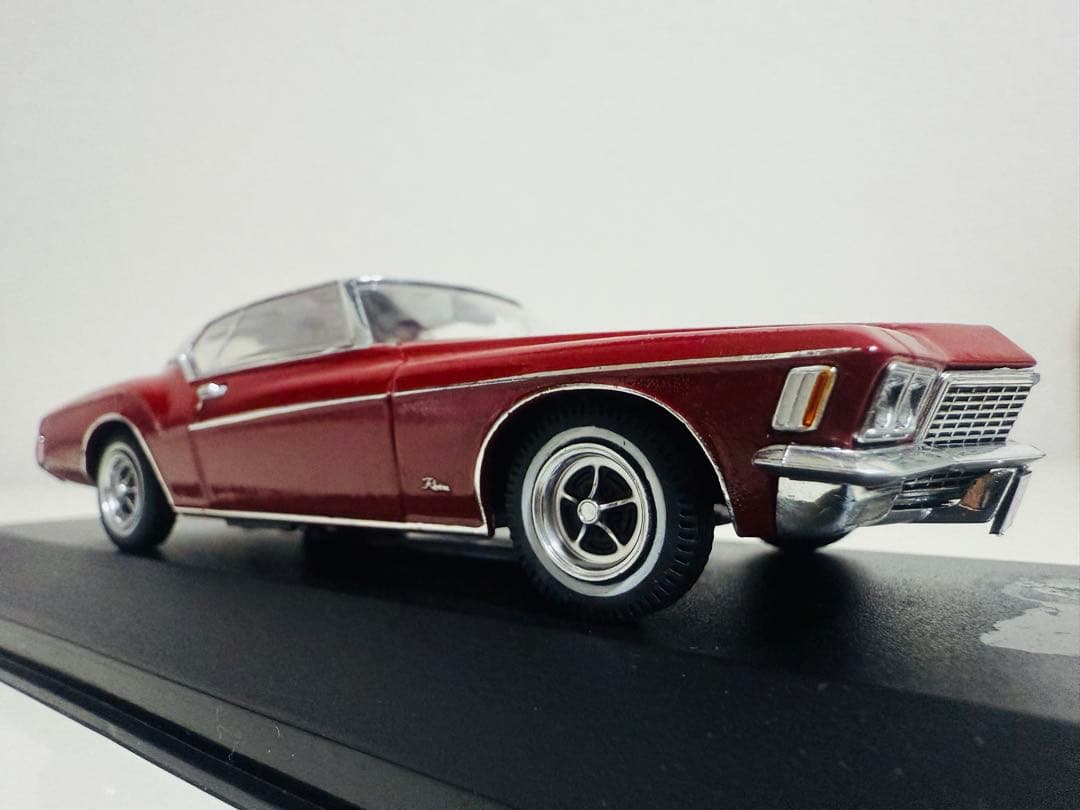 '72 Buickビュイック Rivieraリビエラ Coupeクーペ 1/43