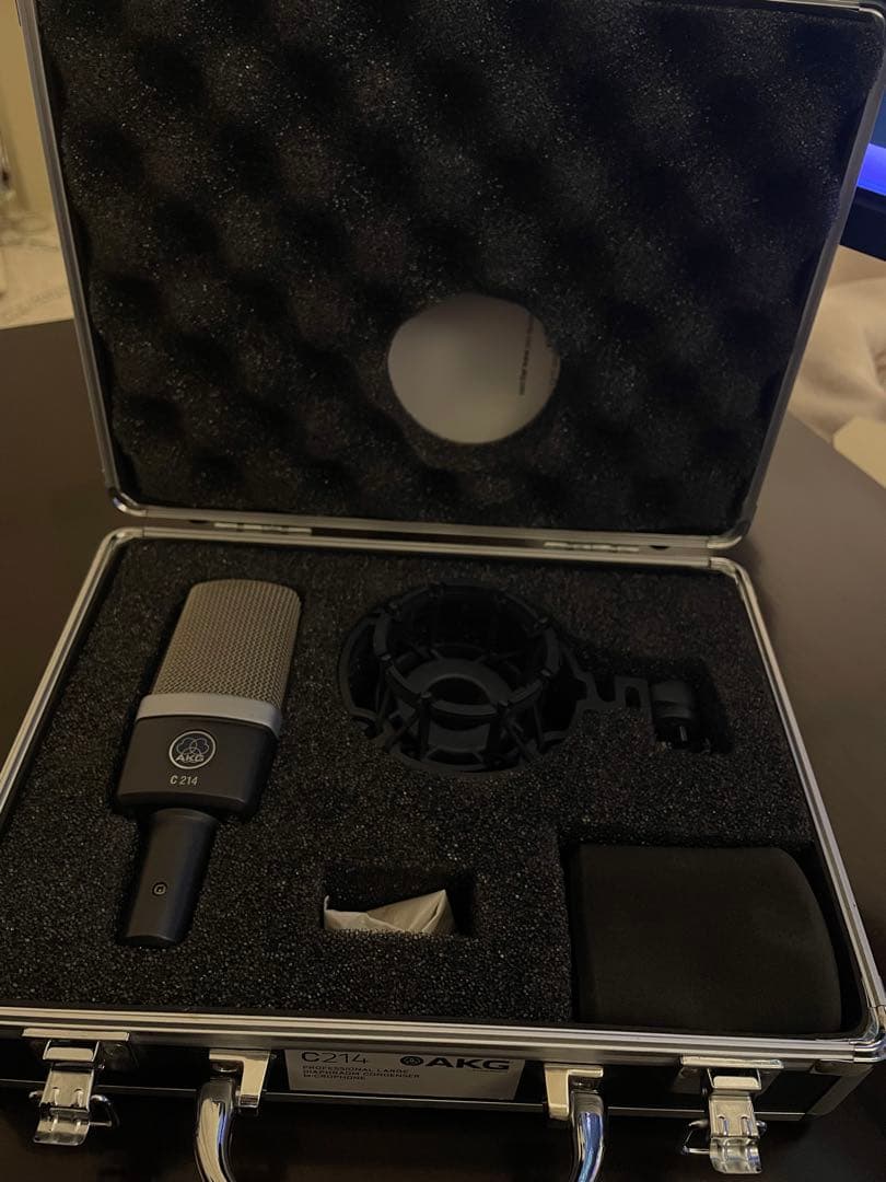 AKG C214 コンデンサーマイク　おまけ付き