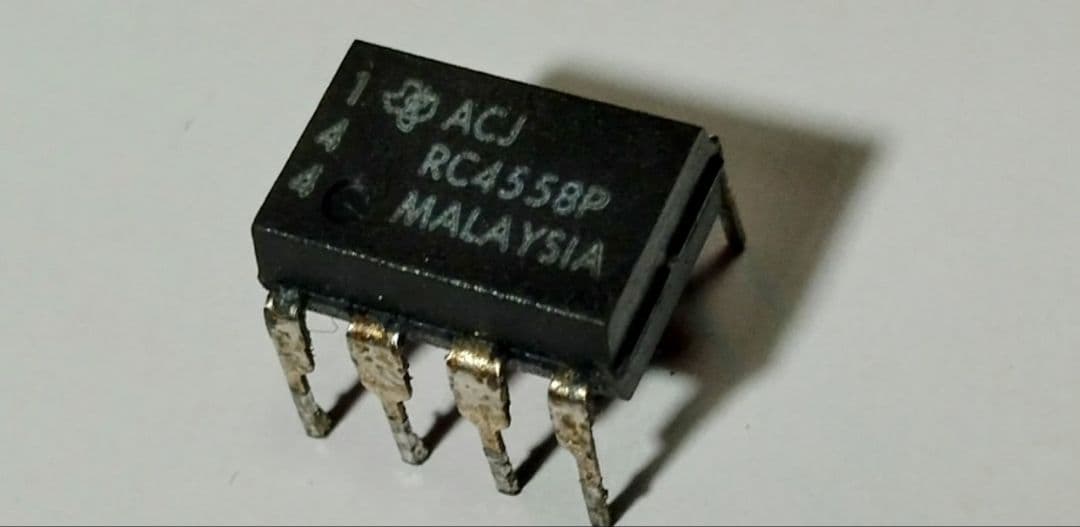 Raytheon RC4558P マレーシアンチップ