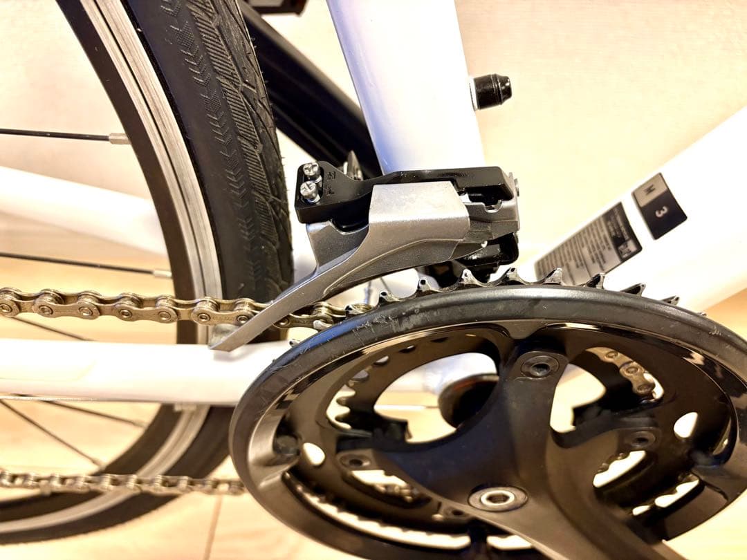 ☆高年式2022 GIANT ESCAPE RX3 人気のホワイト　Mサイズ