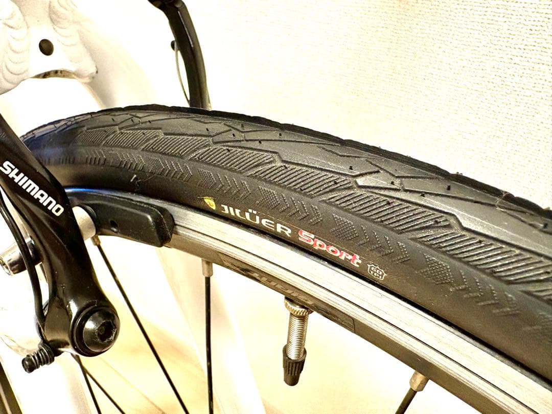 ☆高年式2022 GIANT ESCAPE RX3 人気のホワイト　Mサイズ