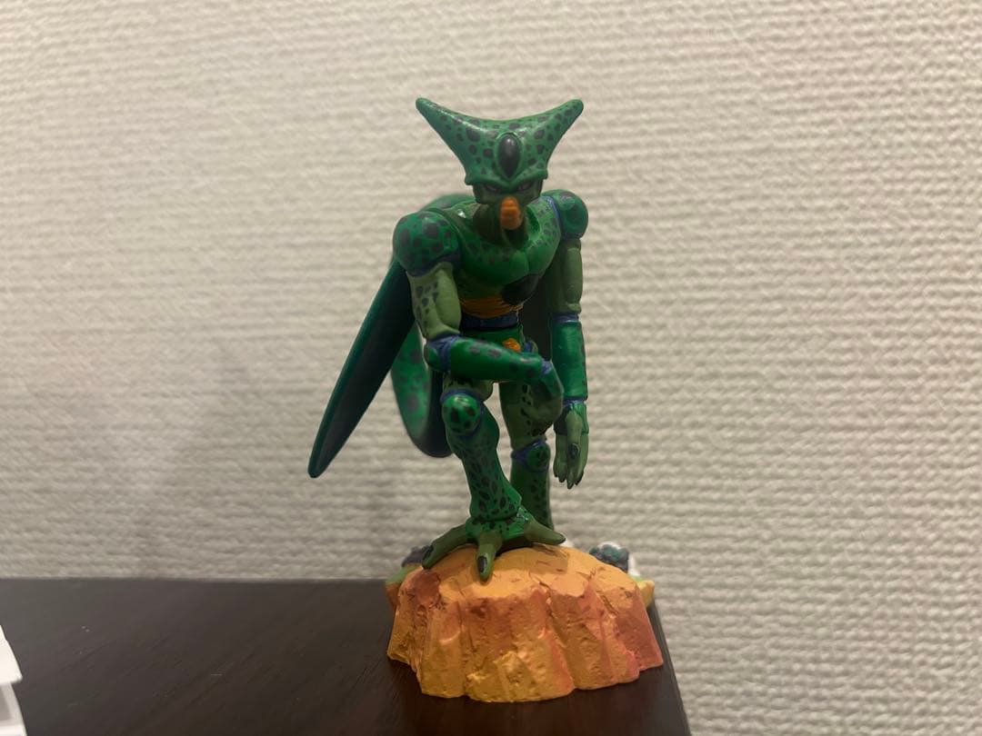 ドラカプ　セル第一形態　セル第二形態vsベジータ