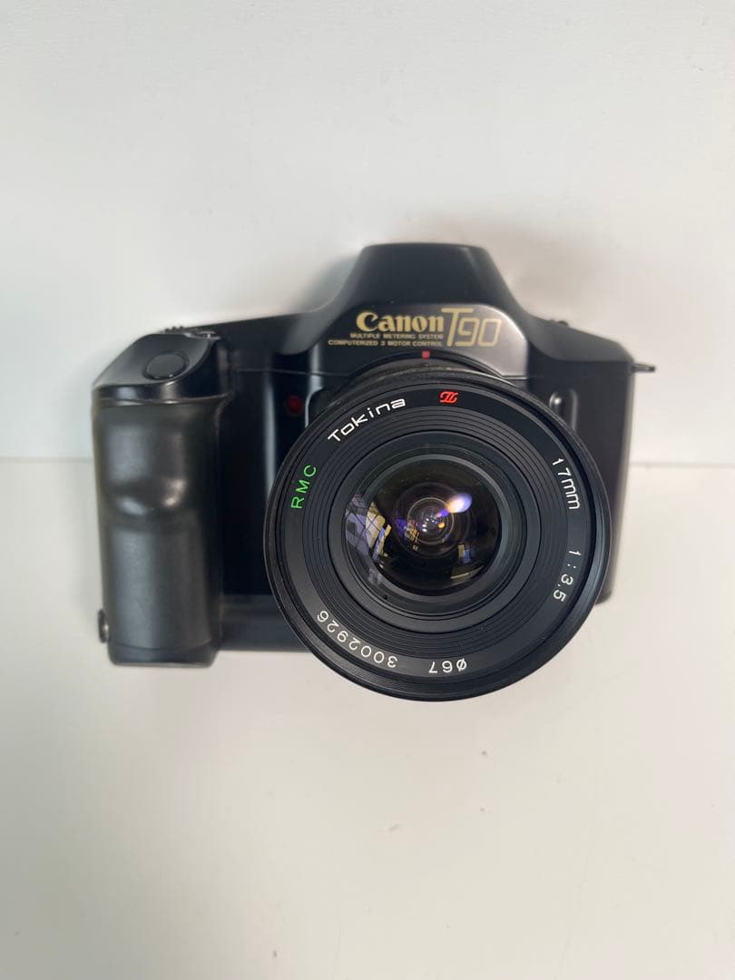 Canon T90 一眼レフカメラ + Tokina 17mmレンズ