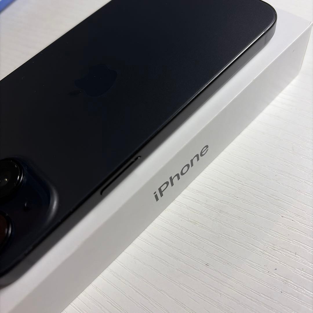 iPhone15 128GB ブラック SIMフリー 極美品