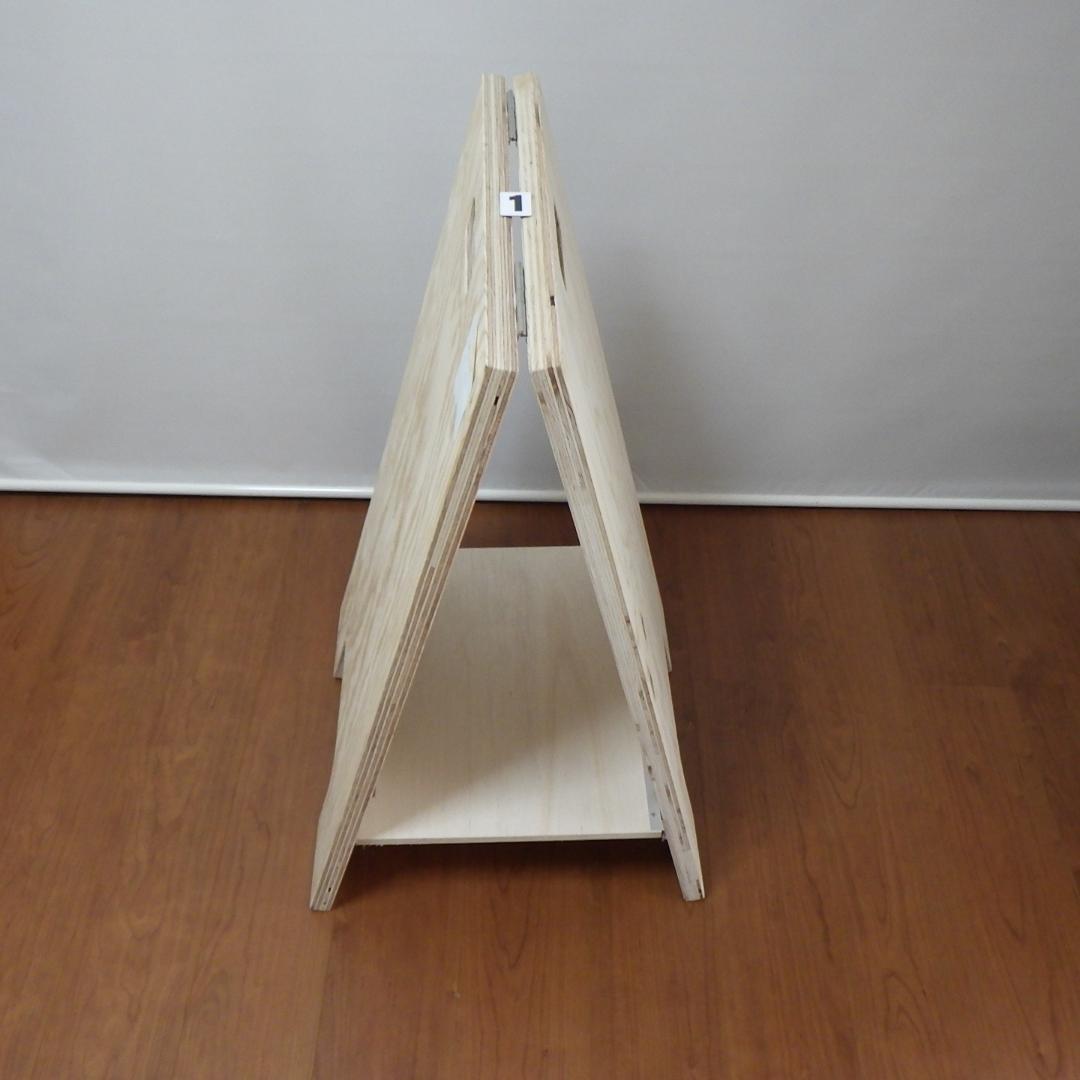 ①24㎜針葉樹合板製　立て看板　【高さ780㎜】丈夫で　風にも強い　しかも格安