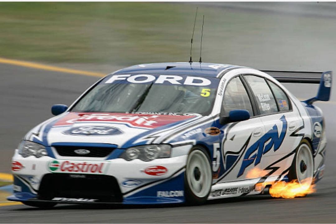 国内未入荷 750台限定 1/18 CC フォード BA ファルコン V8