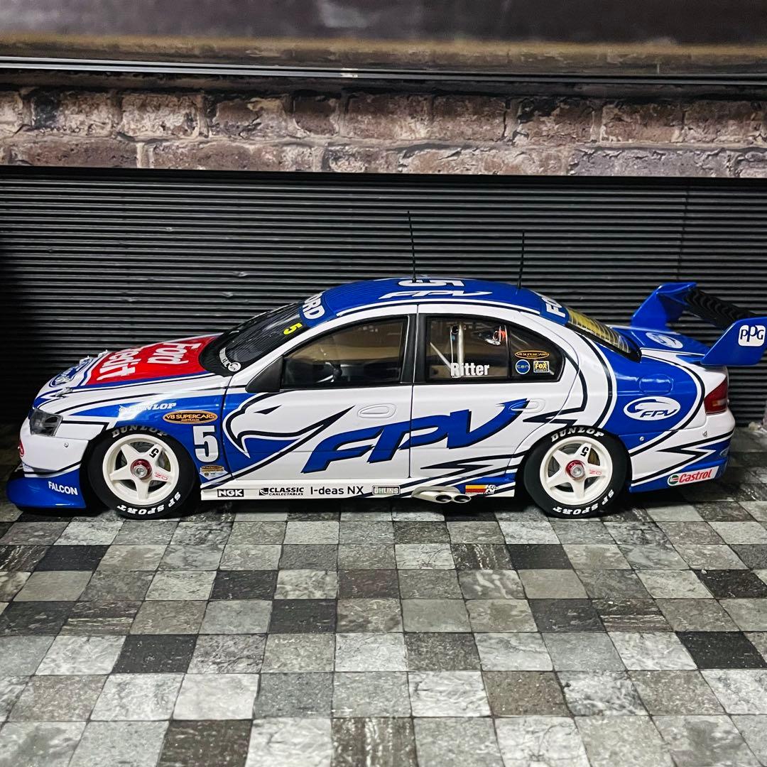 国内未入荷 750台限定 1/18 CC フォード BA ファルコン V8