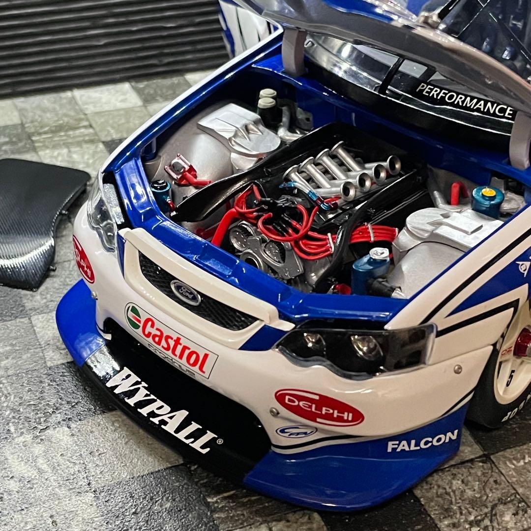 国内未入荷 750台限定 1/18 CC フォード BA ファルコン V8