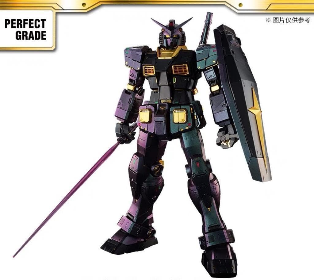 バンダイ 海外超限定 PG RX-78-2 ガンダム 1/60 偏光コーティング
