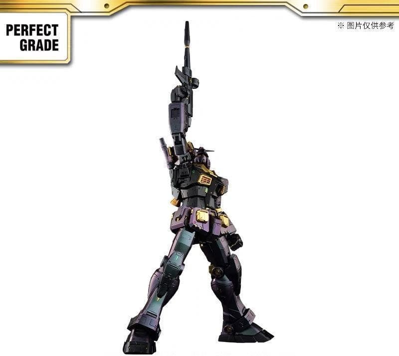 バンダイ 海外超限定 PG RX-78-2 ガンダム 1/60 偏光コーティング