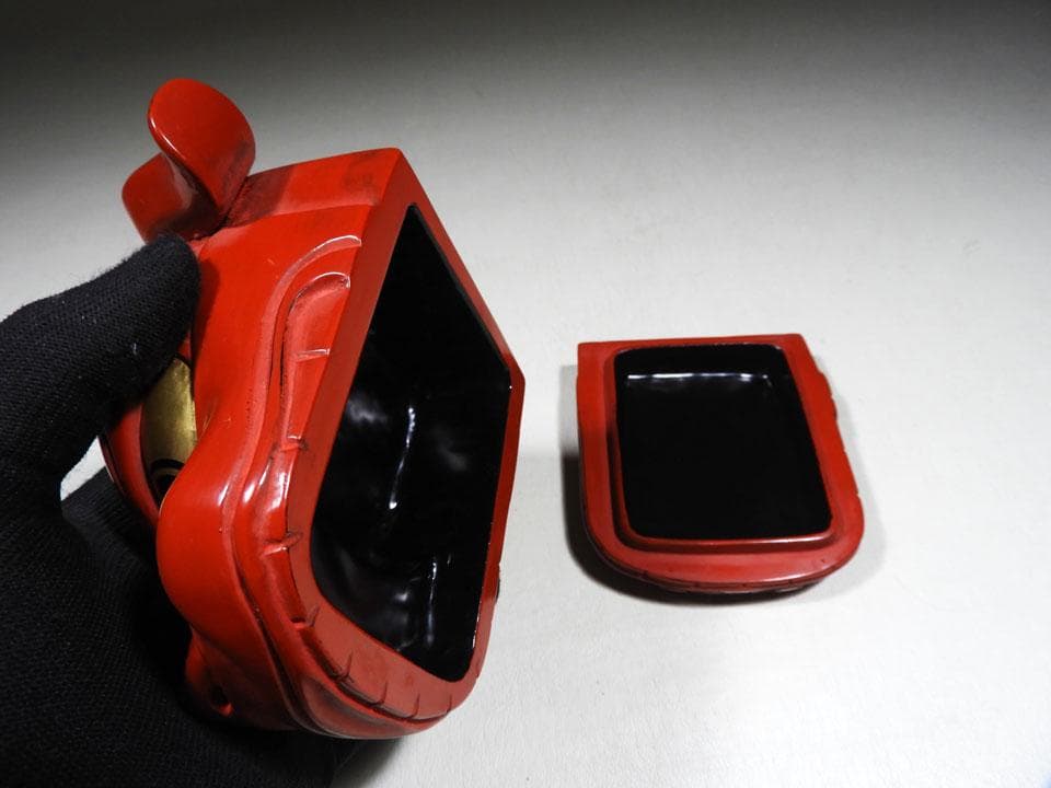 ●志路川作 国宝重要文化財 日光社寺古材 本朱漆塗 獅子頭 小箱 灰皿 正月最適