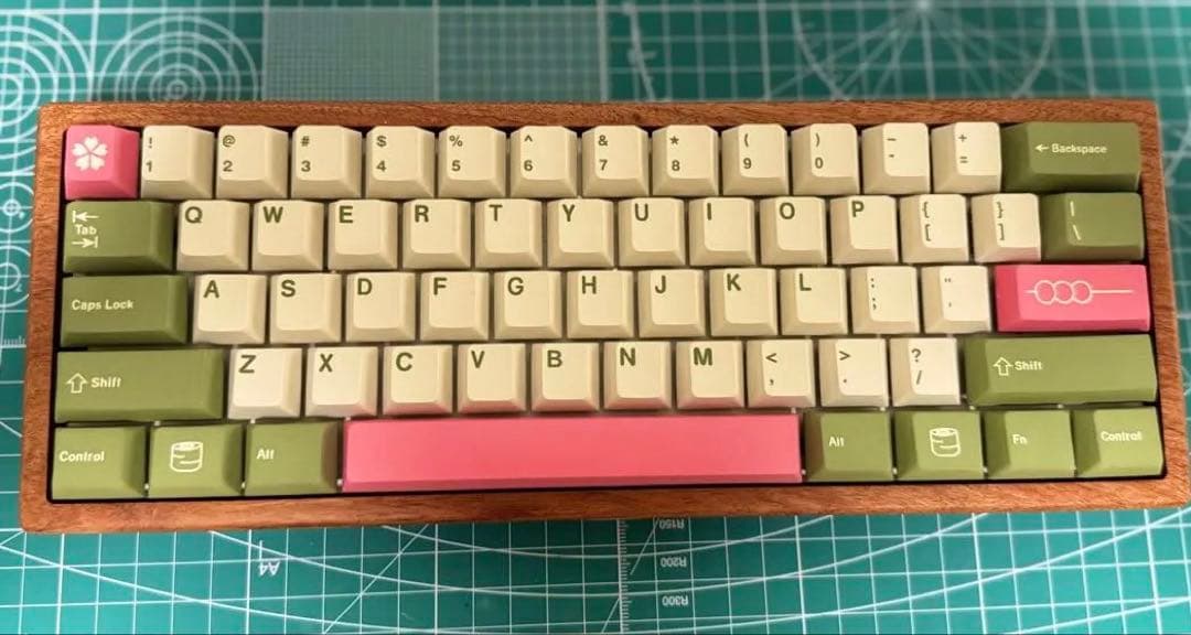 MAD 60 カスタムキーボード