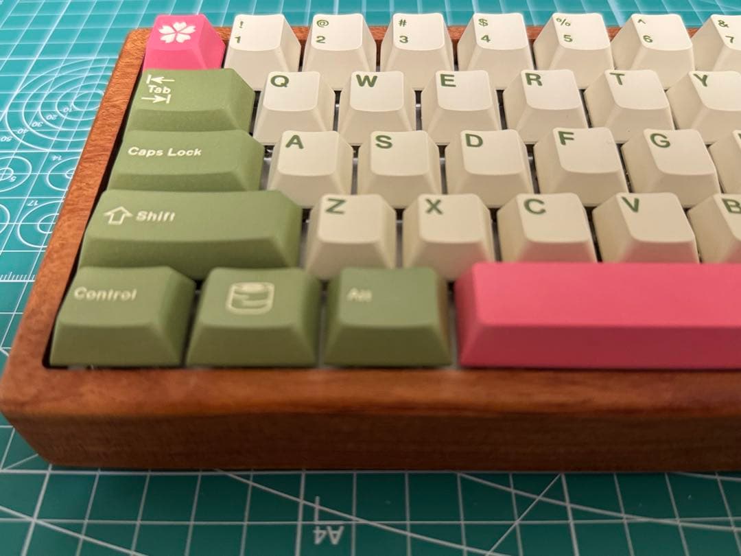 MAD 60 カスタムキーボード