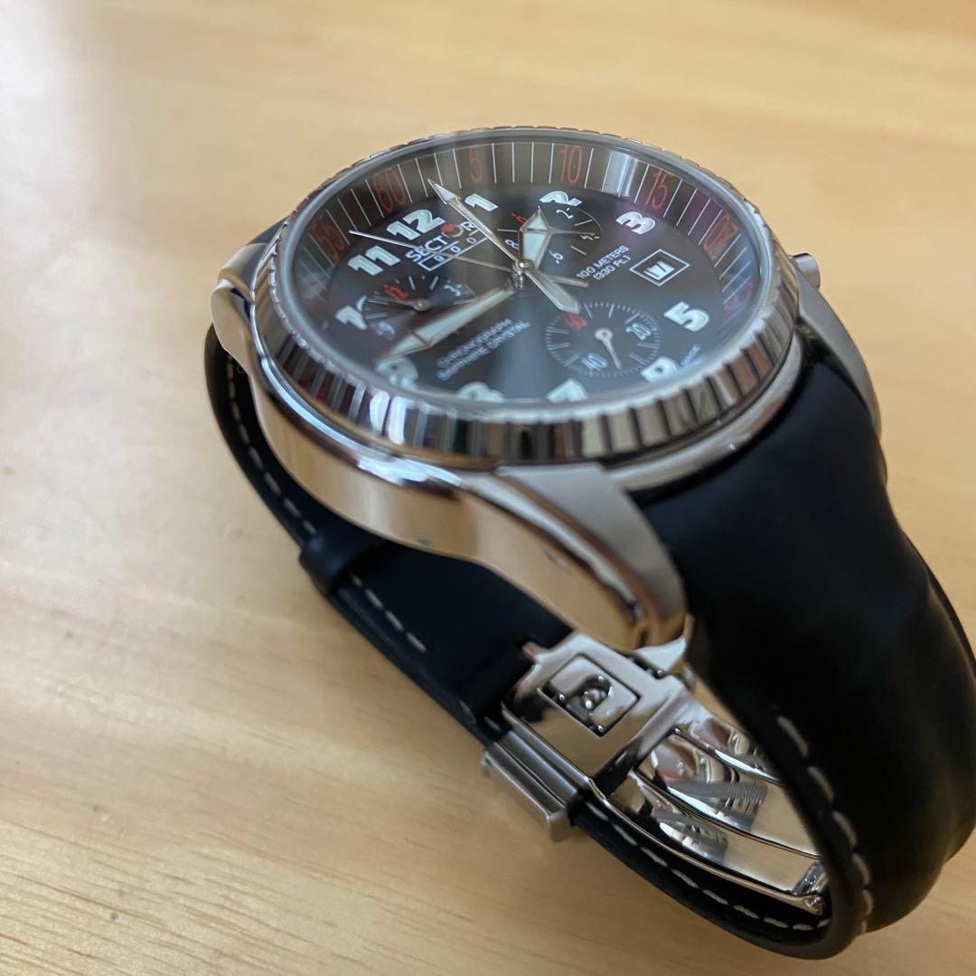 セクター　SECTOR 900 クォーツ　100M防水　サファイアクリスタル