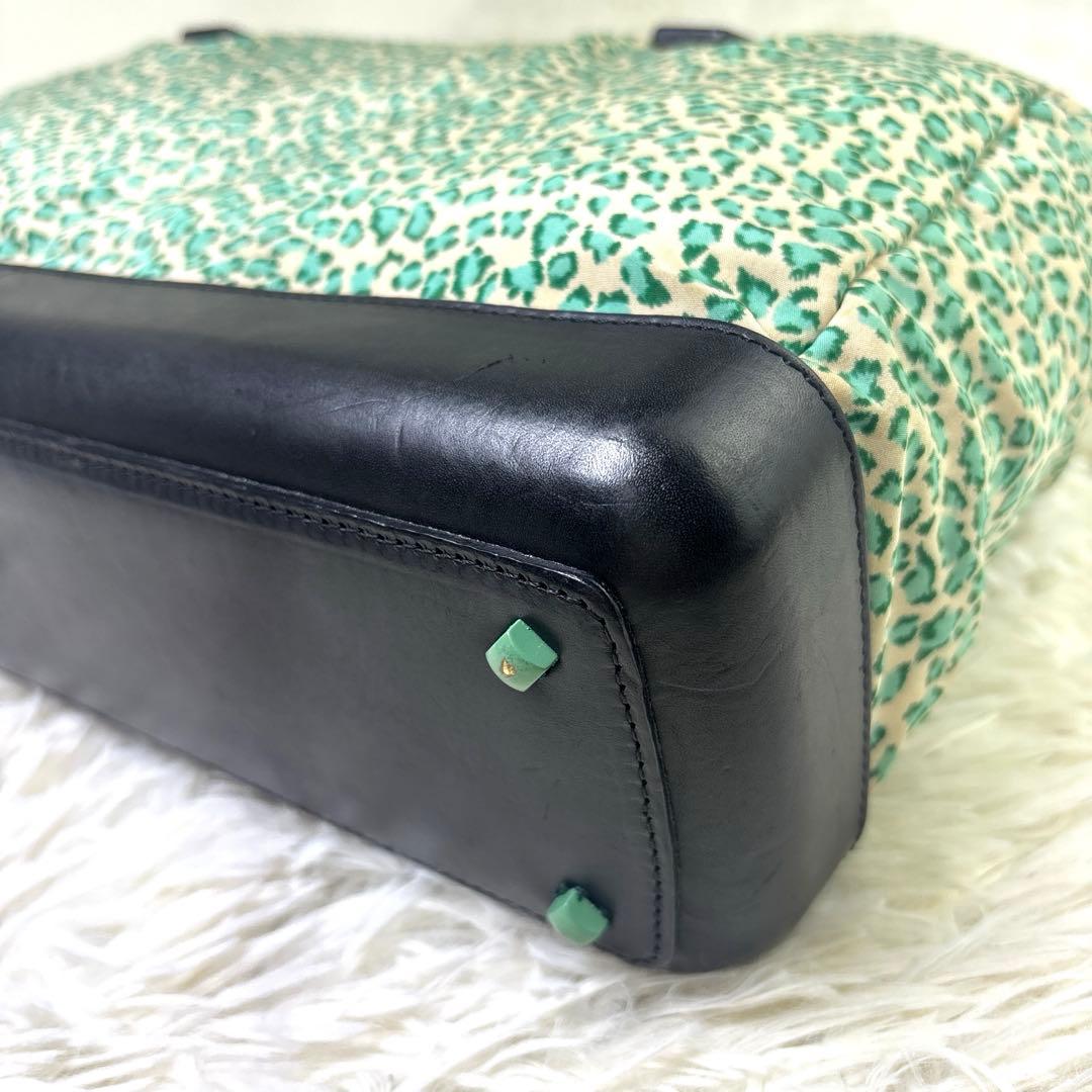 希少.美品　BOTTEGA ボッテガヴェネタ　ハンドバッグ　レオパード　グリーン