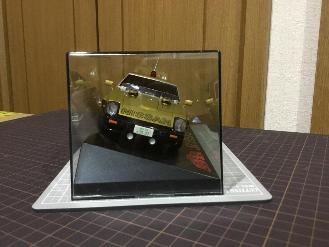 ミニッツ用ＡＳＣボディ 　日産SUPER Ｚ　西部警察（ゴールド／黒）新品