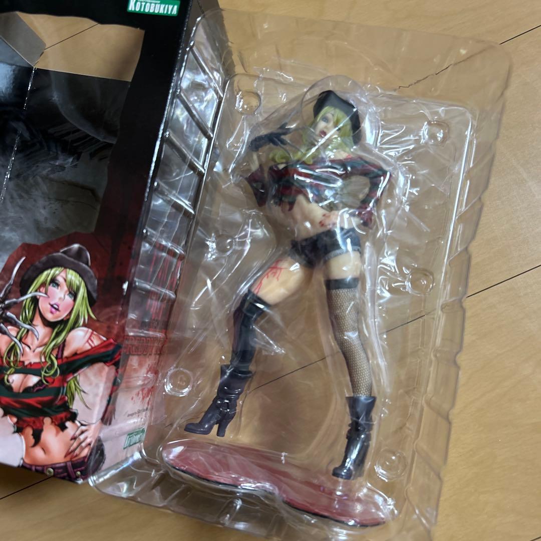 【即購入ok!!】コトブキヤ HORROR美少女 フレディ フィギュア