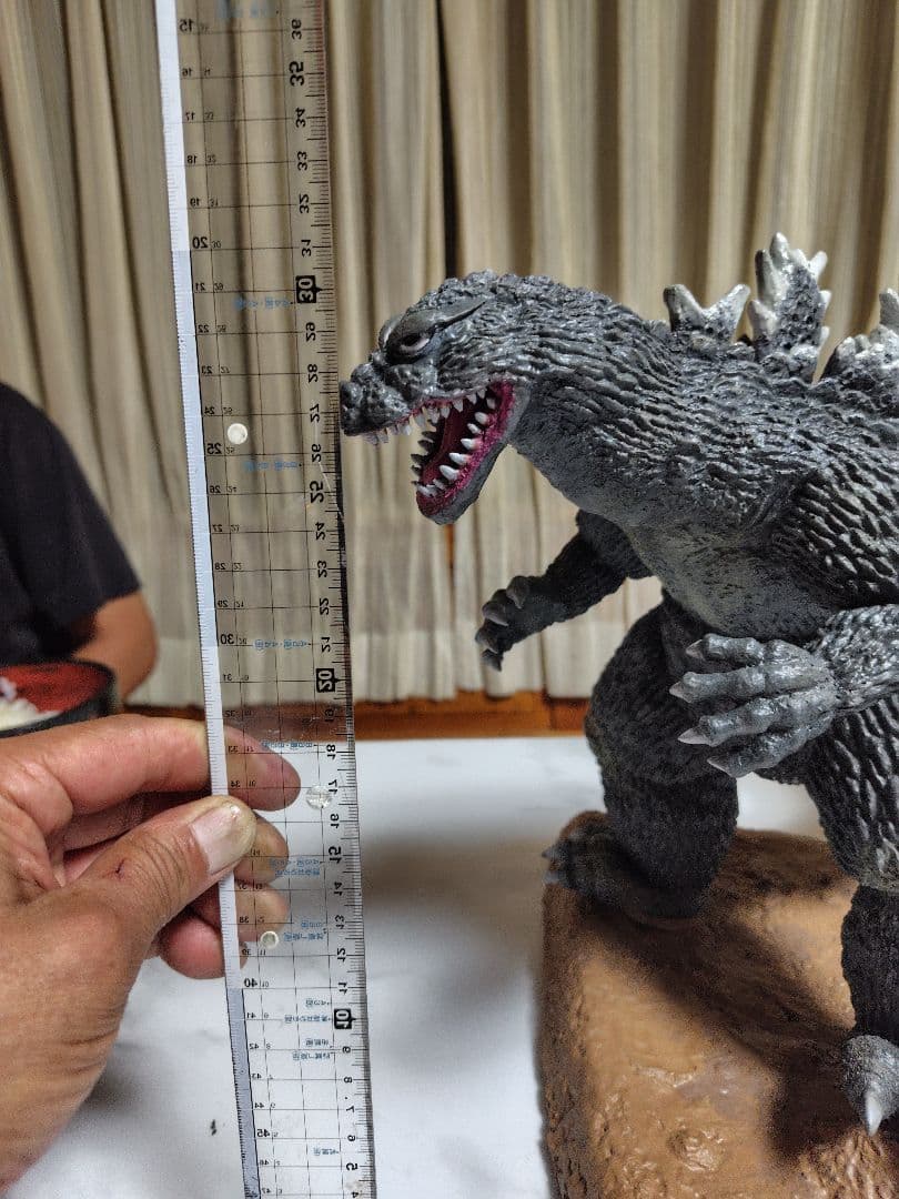 ゴジラ キンゴジ　レジン製