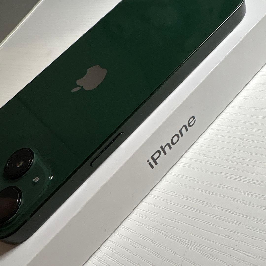 iPhone 13 256GB グリーン SIMフリー 極美品