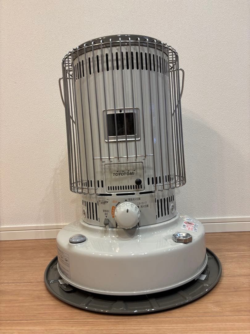 【24年購入】トヨトミ KS-67H-W 石油ストーブ　12月20日以降発送予定