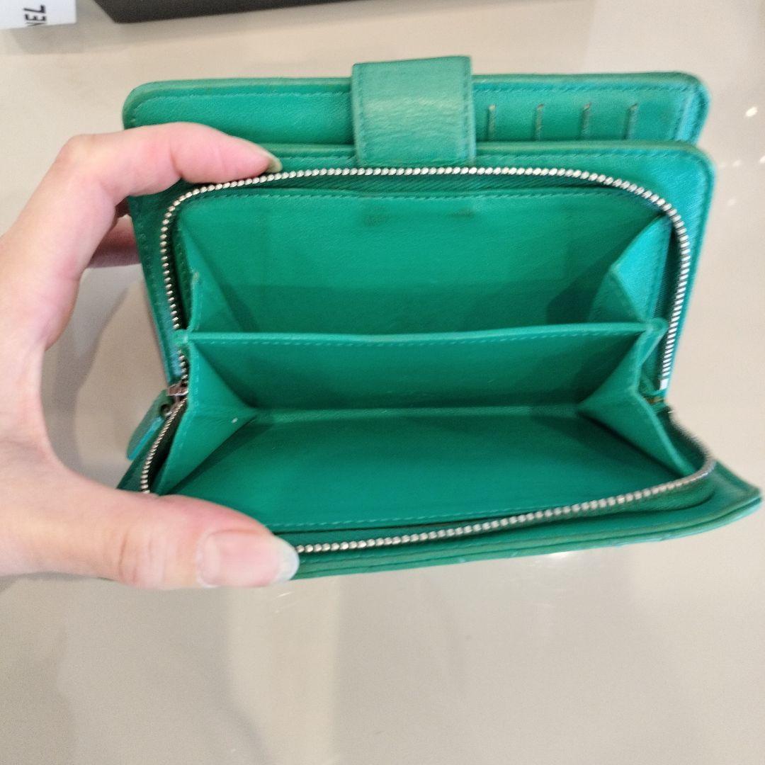 CHANEL マトラッセ 二つ折りコンパクト財布