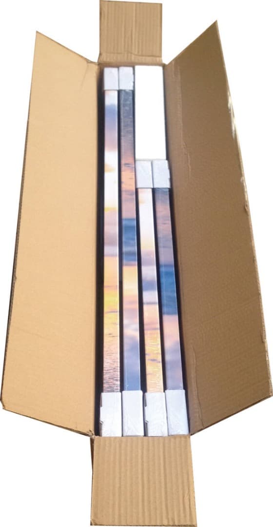 キャンバスアート Surfboard on the beach  (4枚)