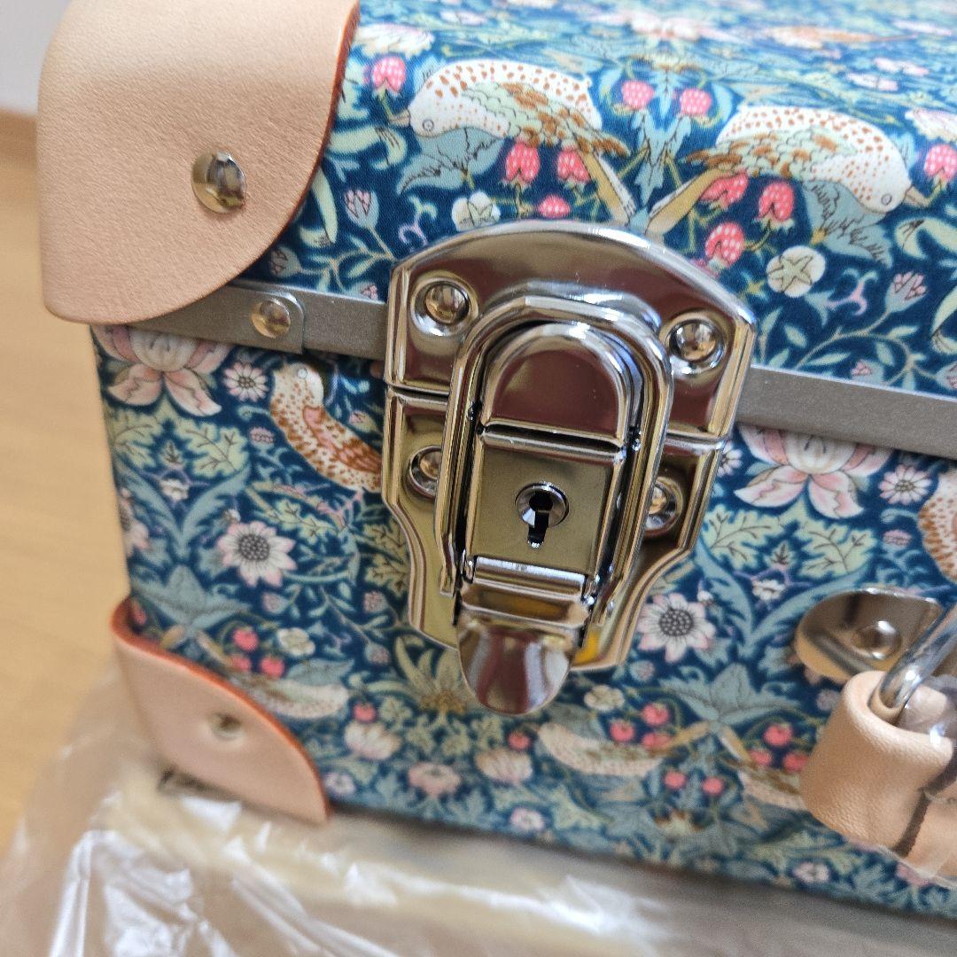 【未使用】完売品‼FLORET LONDON トランク　ストロベリー・シーフGR