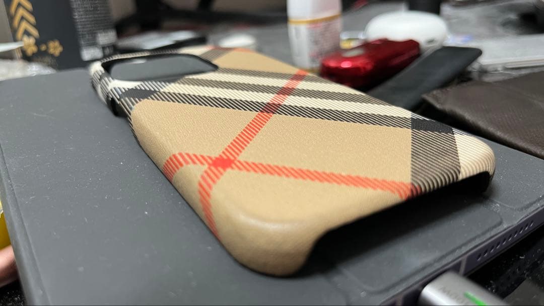 ばかぁもん BurberryケースiPhone15Pro用