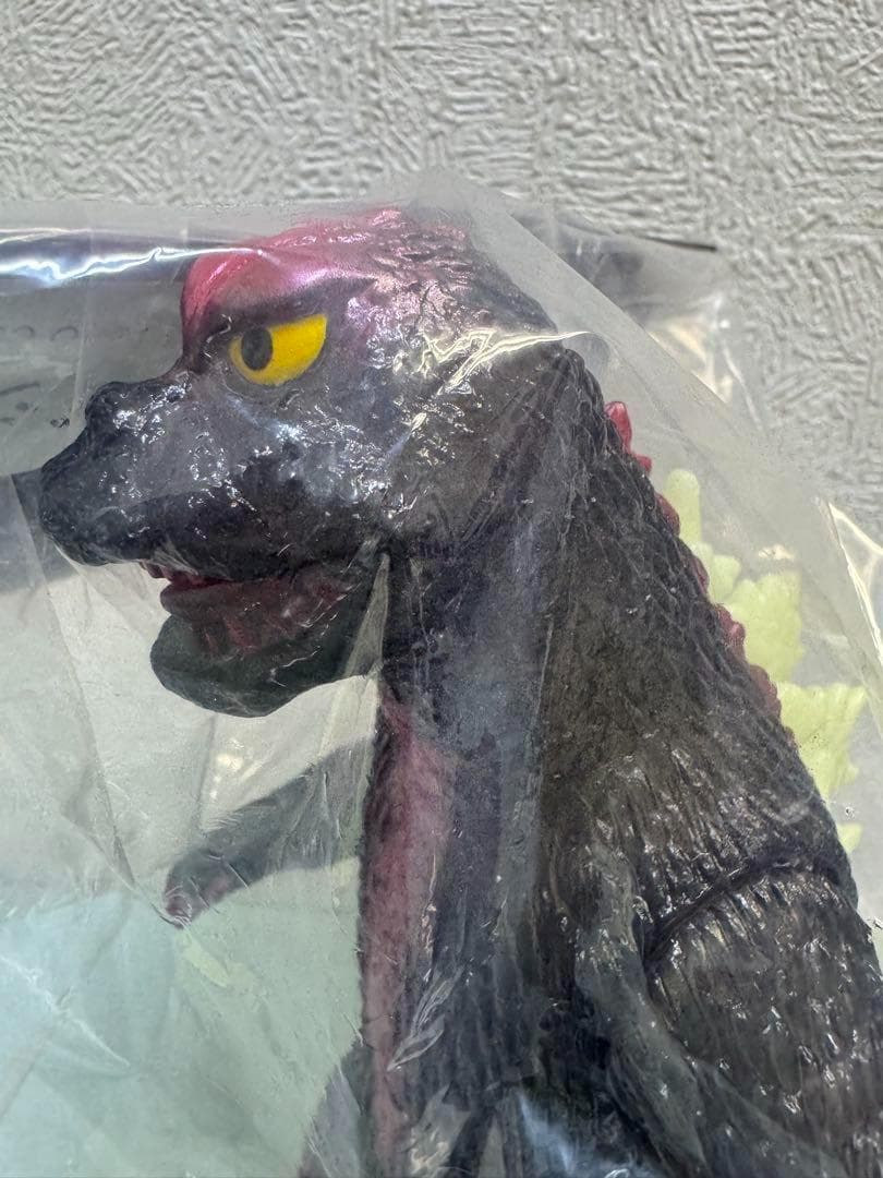 大戦争ゴジラ　クリアブラック　背びれ蓄光　ギガブレイン　スーフェス　特撮　東宝