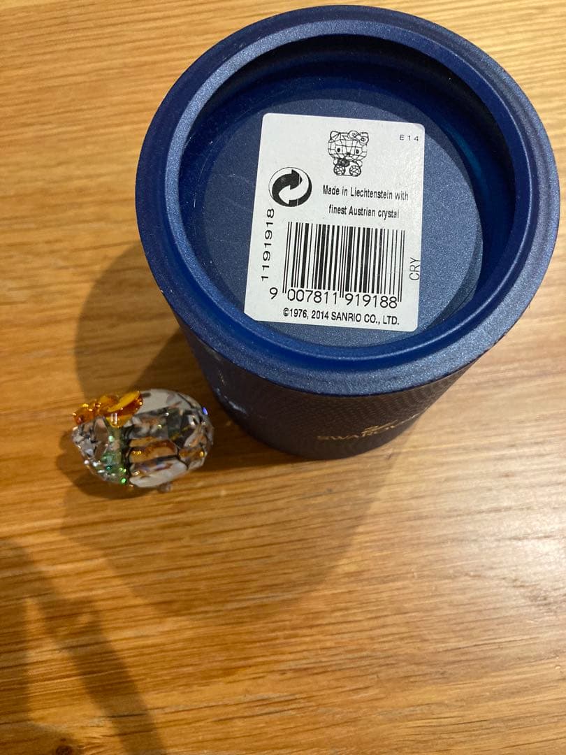 スワロフスキー　キティHello Kitty Halloween 置物