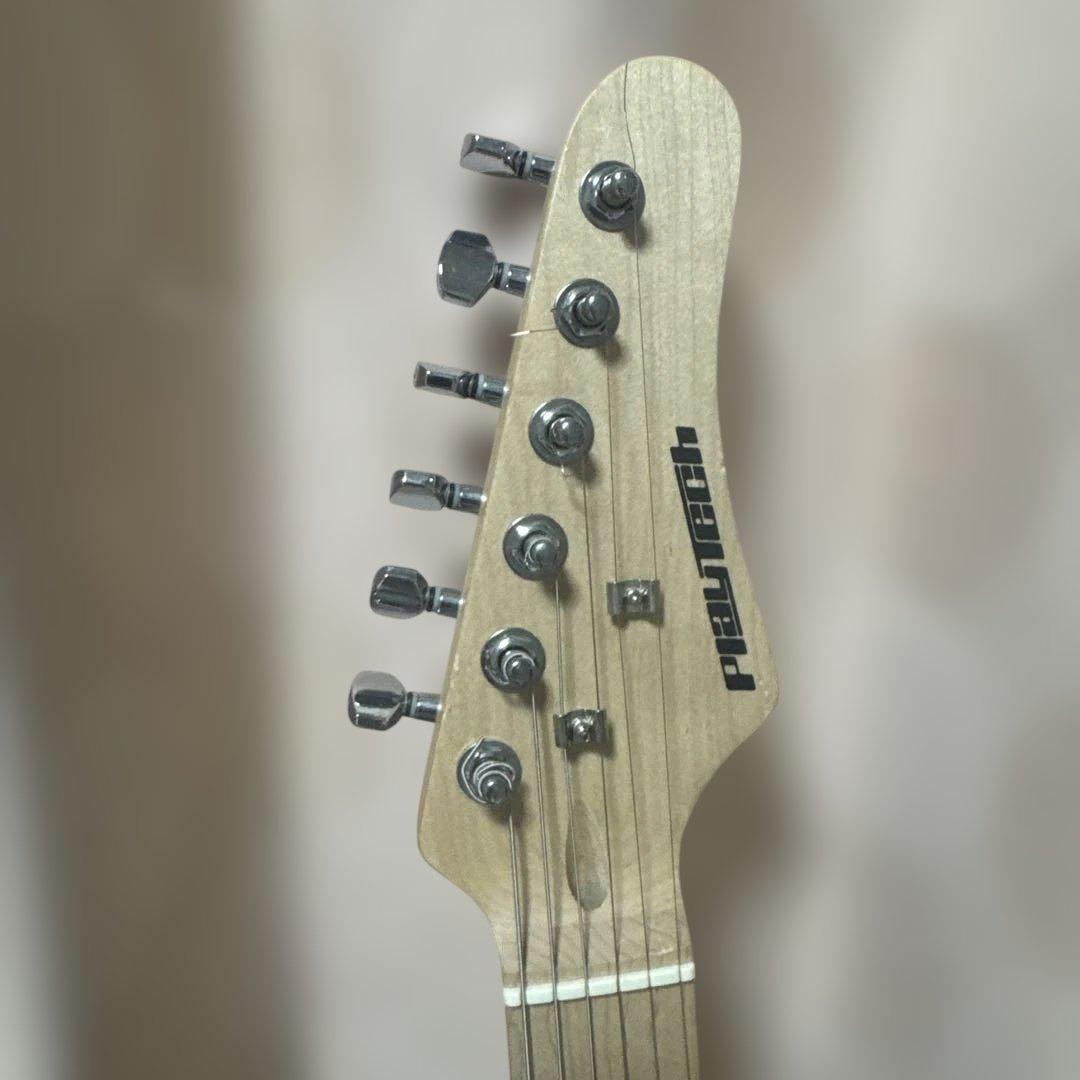 Play techエレキギター 白色