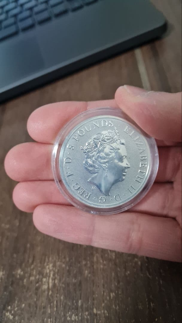 銀貨 2oz 本物 イギリス