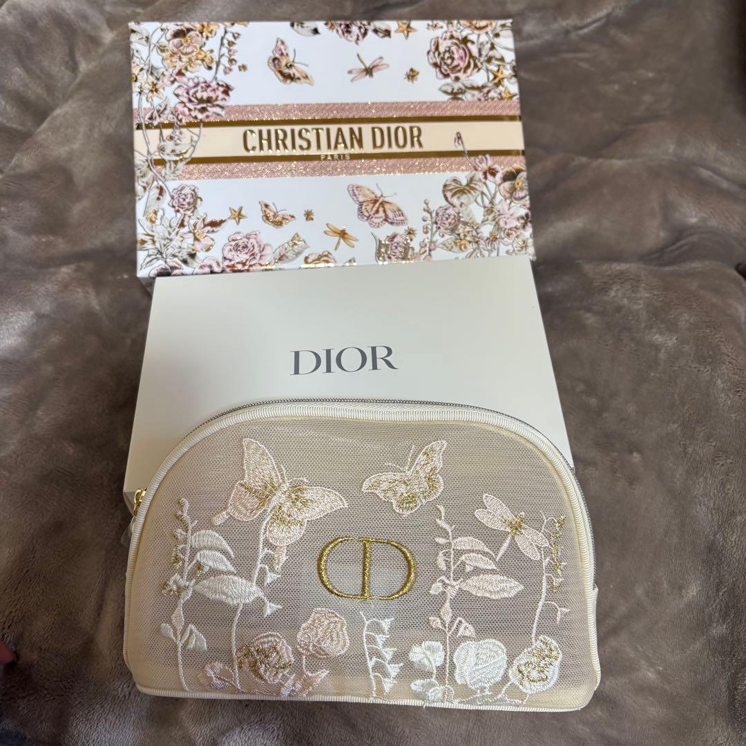 Dior⭐︎マザーズデイ　ディオール　オリジナルポーチ＆母の日限定ギフトボックス