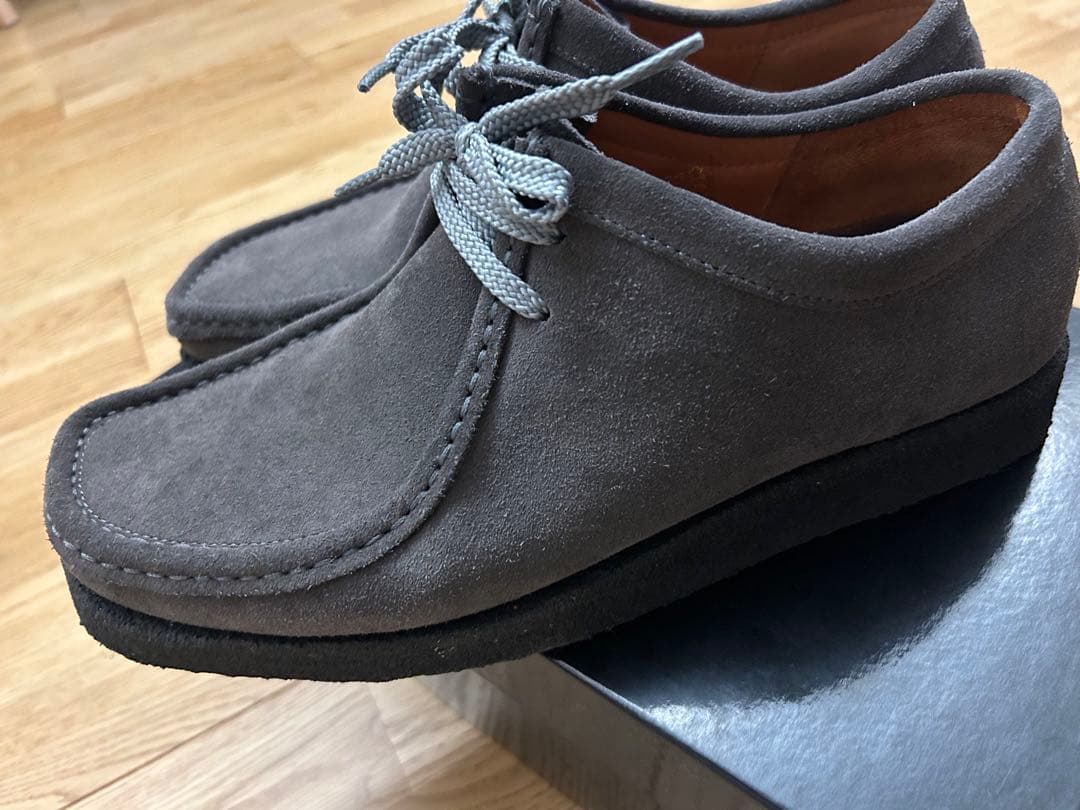 ま*つ様 パドモアアンドバーンズ グレー スエード