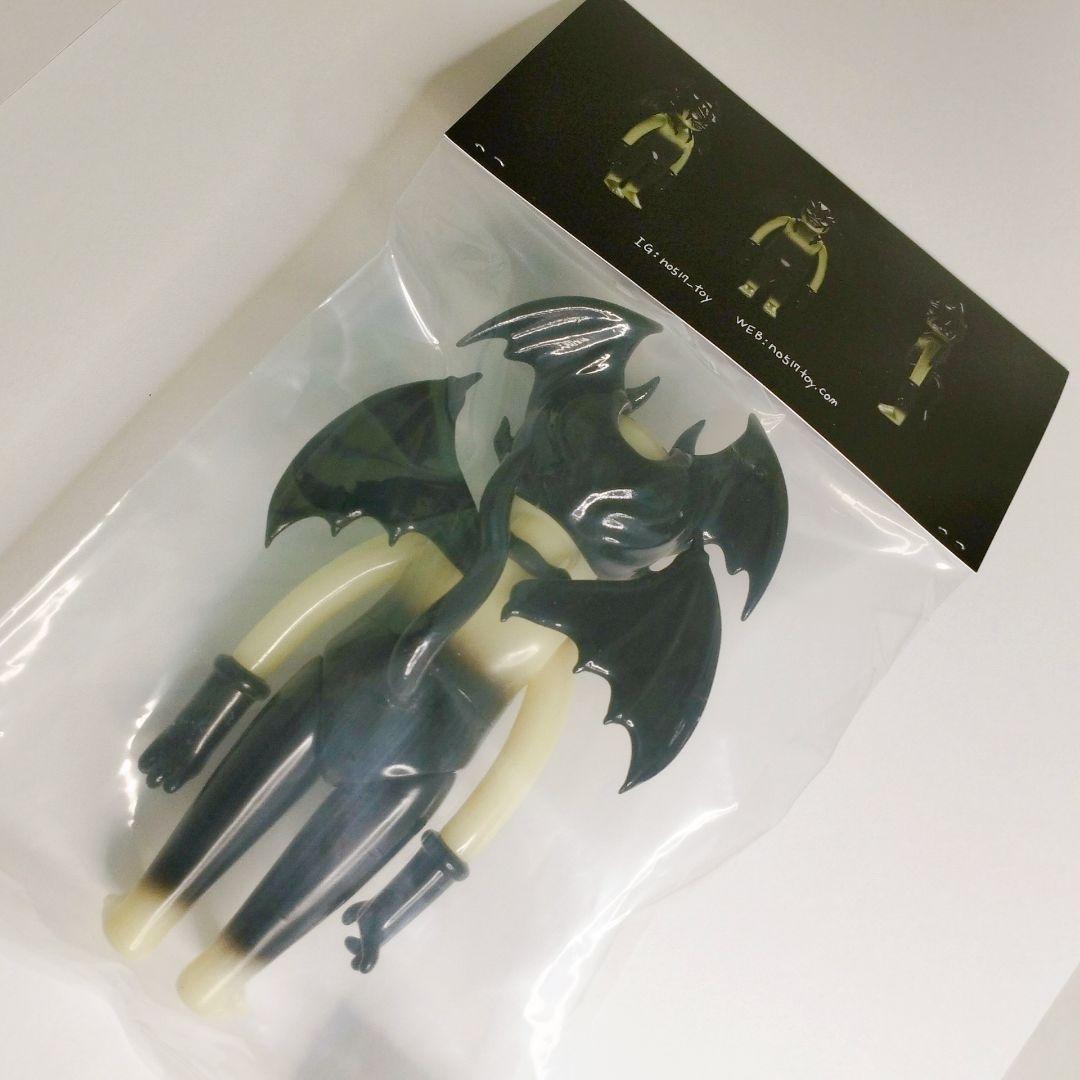 デビルマンZ No.517 ソフビ 蓄光 墓場の画廊 台湾 ユルかわ 新品未開封