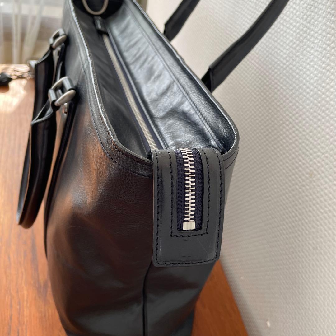 極美品ココマイスター マットーネ ガブリエル レザー トートバッグダークネイビー