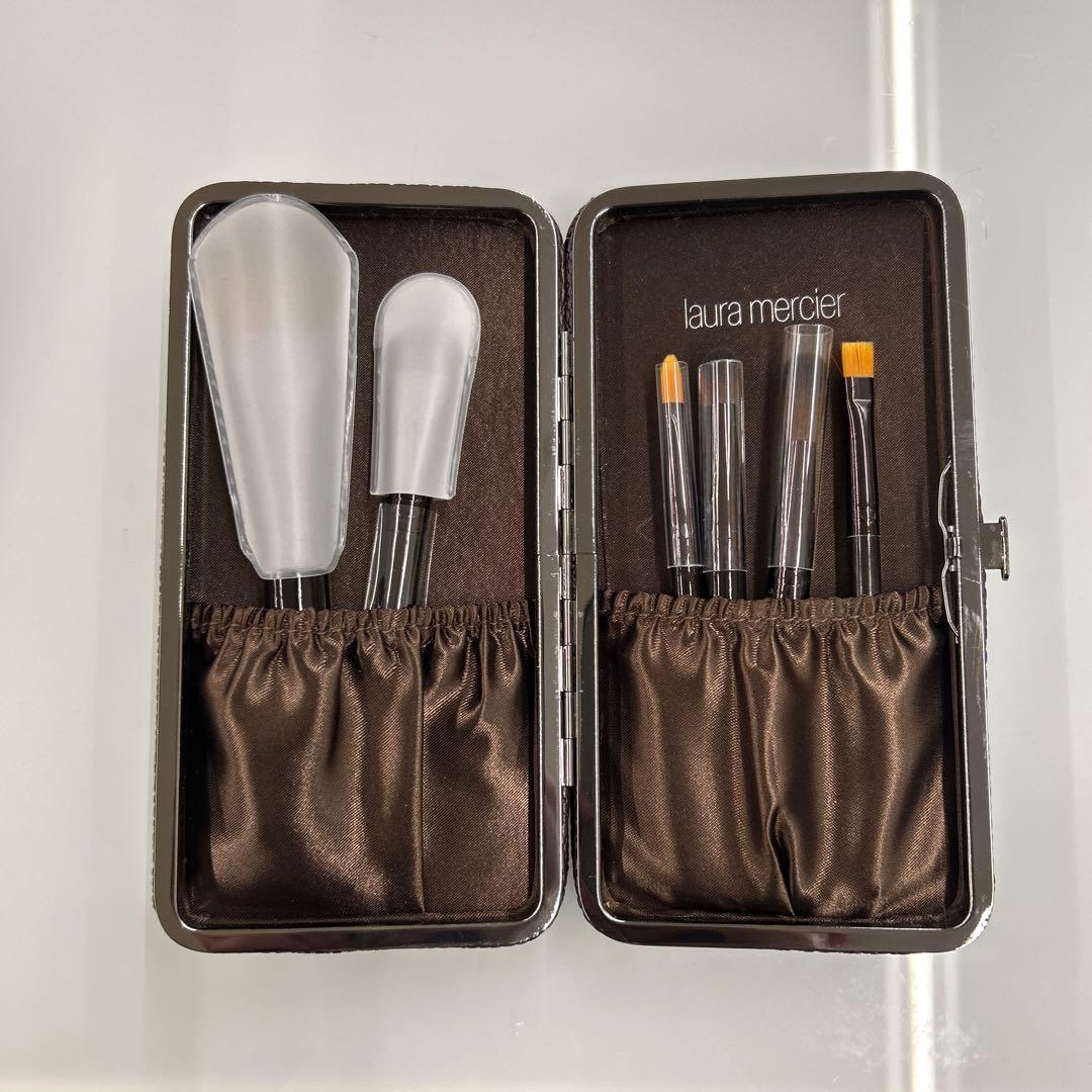 未使用　ローラメルシエ　ブラッシュアップリュクスブラッシュコレクション