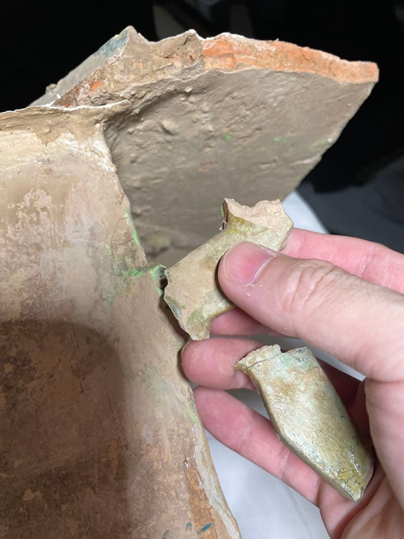 漢代陶器。漢時代。漢綠釉。約2000年。古美術。骨董品。殘品。舊家蔵出し。