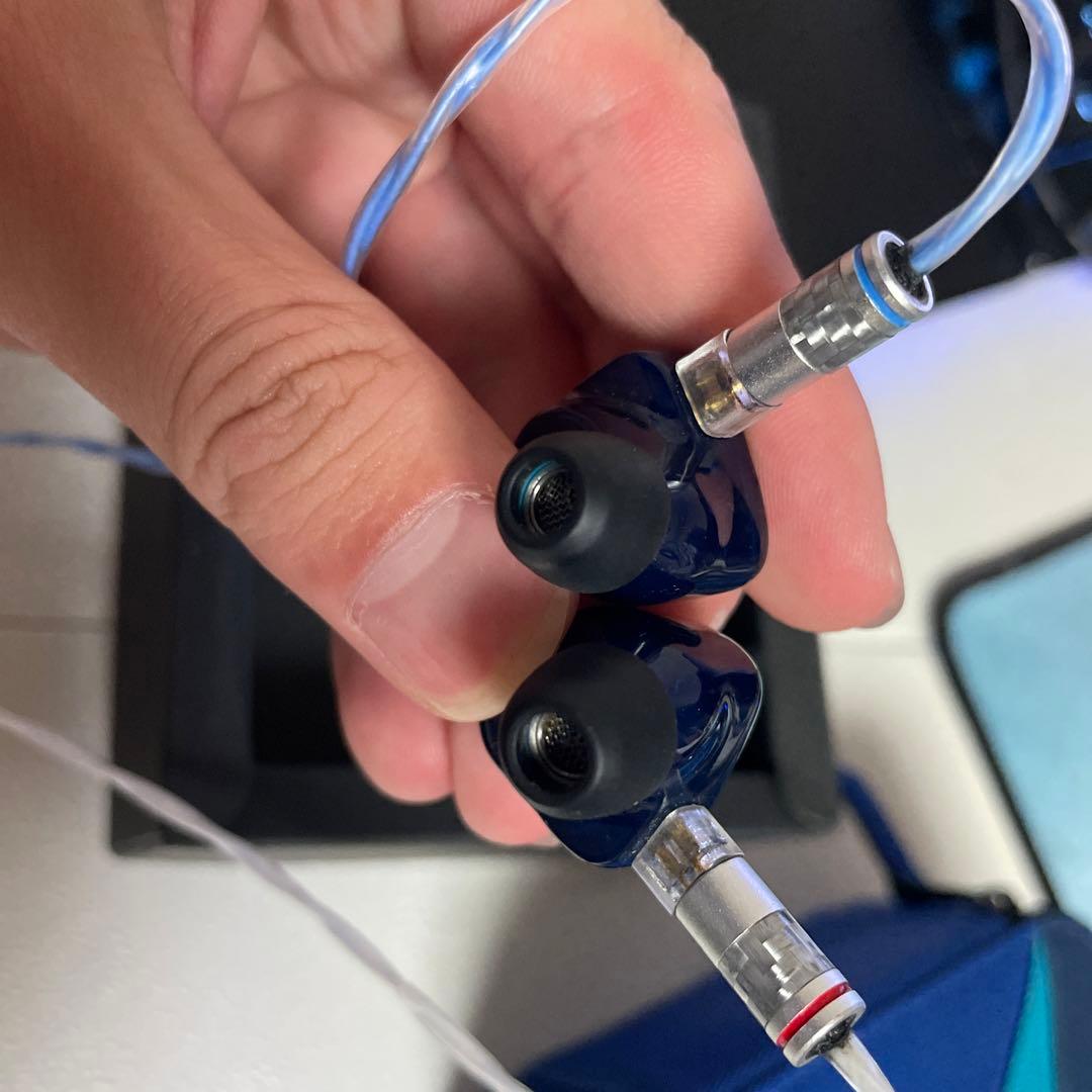 イヤホン unique melody mini mest